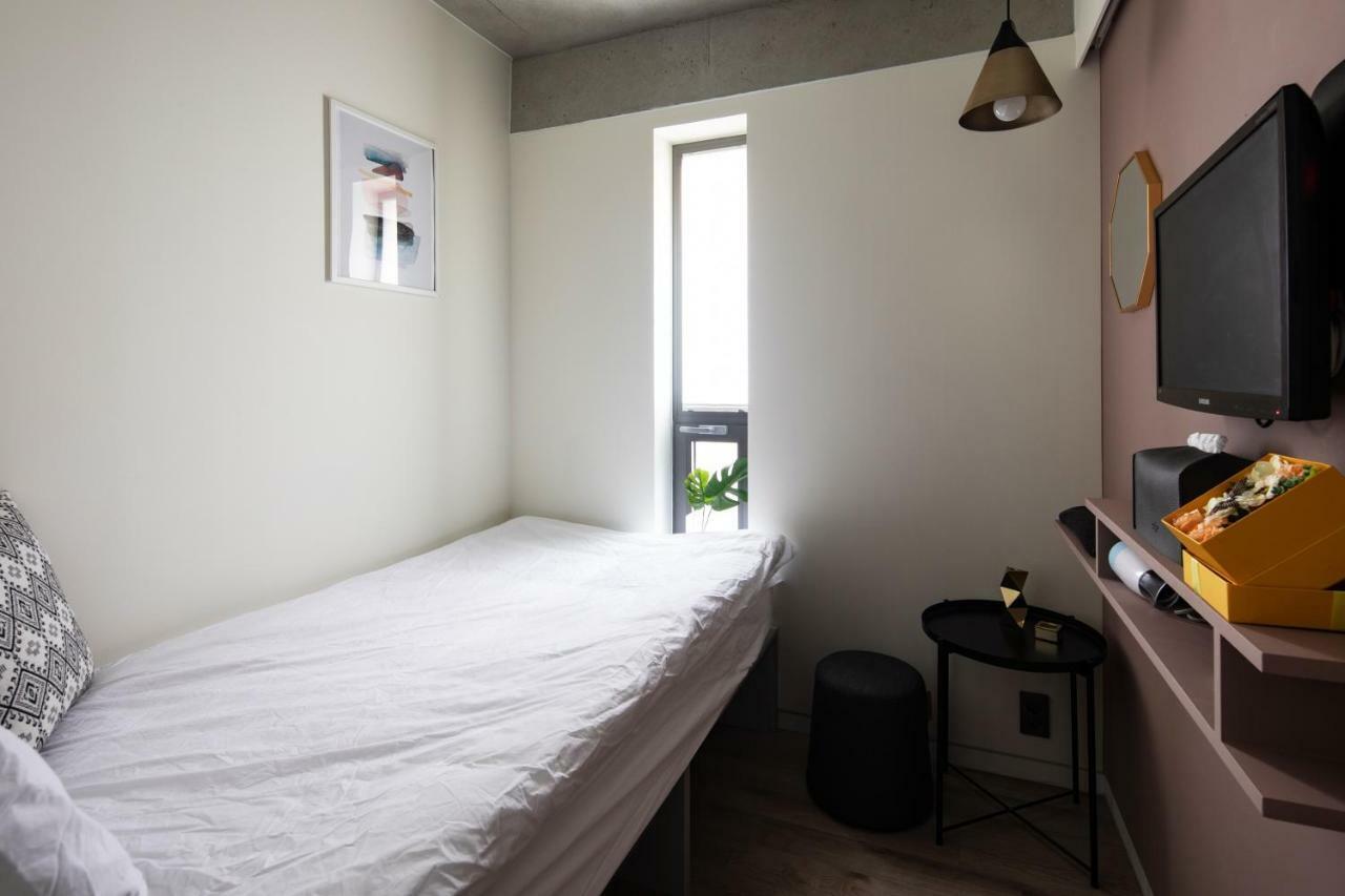 Dw Stay Hongdae Seoul Bagian luar foto